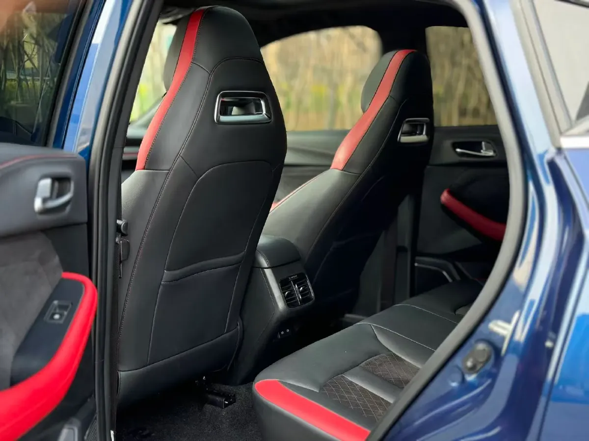 2021 GAC Trumpchi GS4 1.5T 169HP L4 6AT,autocango,china used car exporter,china ev exporter,chinese used car exporter,chinese used ev exporter