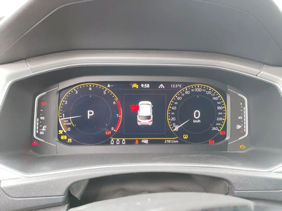 2021 Volkswagen T-Roc 1.4T 150HP L4 7DCT,autocango,china used car exporter,china ev exporter,chinese used car exporter,chinese used ev exporter