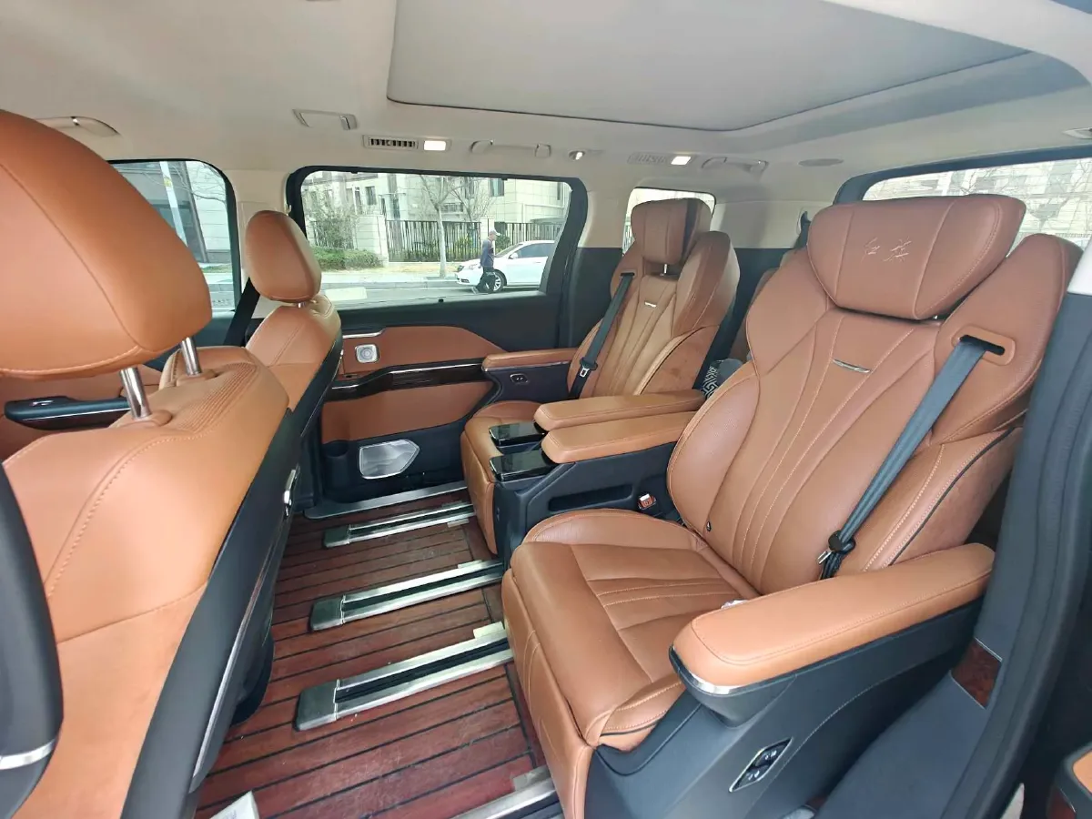 2023 HongQi HQ9 2.0T 252HP L4 8AT,autocango,china used car exporter,china ev exporter,chinese used car exporter,chinese used ev exporter