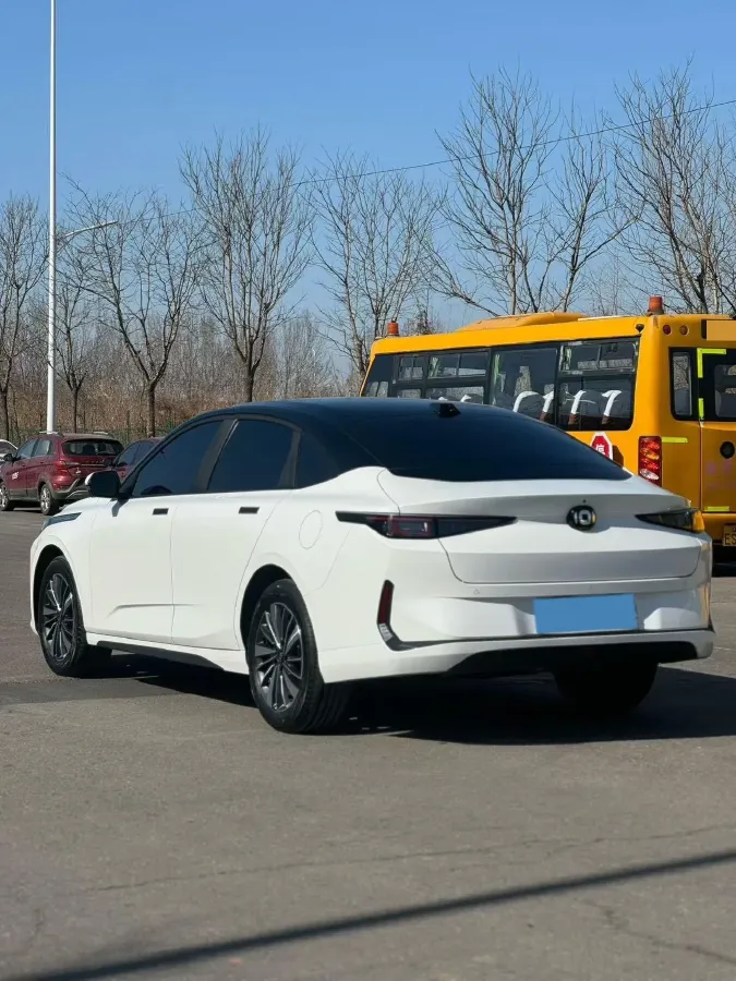 2024 ChangAn QiYuan A05 1.5L 110HP L4 E-CVT PHEV 18.99KWH,autocango,china used car exporter,china ev exporter,chinese used car exporter,chinese used ev exporter