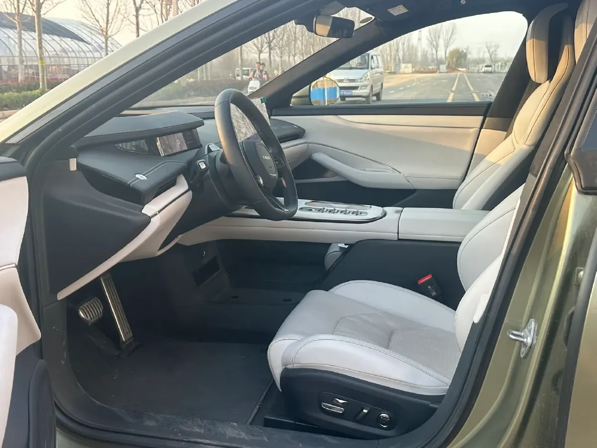 2024 MI SU7 BEV 101KWH,autocango,china used car exporter,china ev exporter,chinese used car exporter,chinese used ev exporter