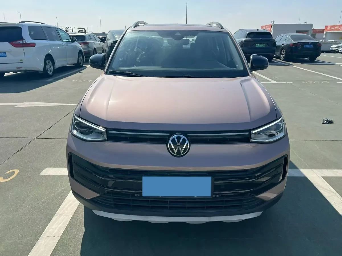 2025 Volkswagen Tharu 1.5T 160HP L4 7DCT,autocango,china used car exporter,china ev exporter,chinese used car exporter,chinese used ev exporter