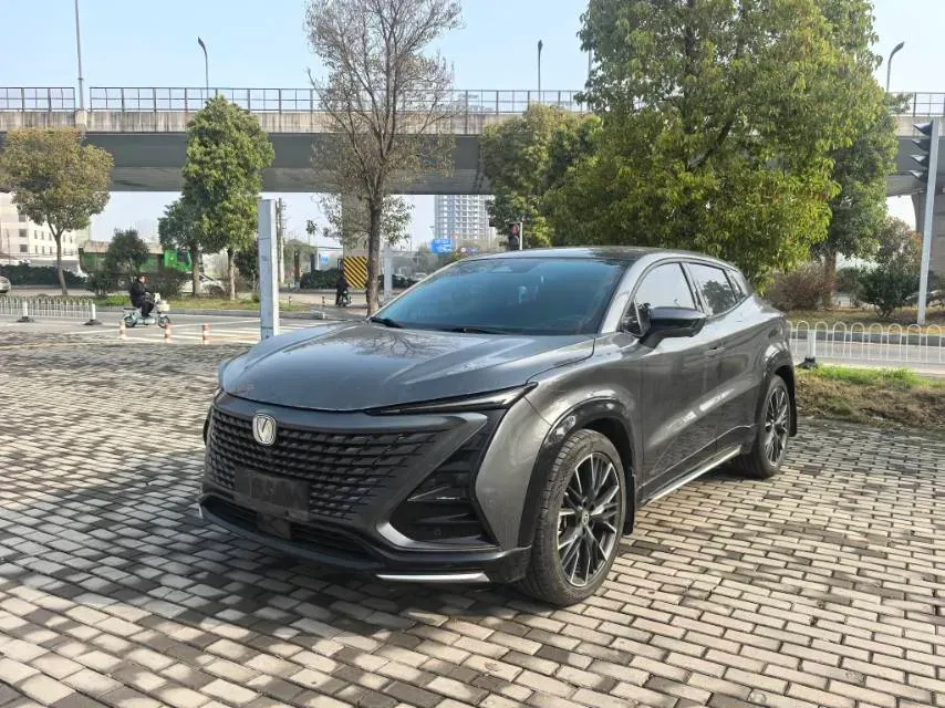 2023 ChangAn UNI-T 1.5T 188HP L4 7DCT,autocango,china used car exporter,china ev exporter,chinese used car exporter,chinese used ev exporter