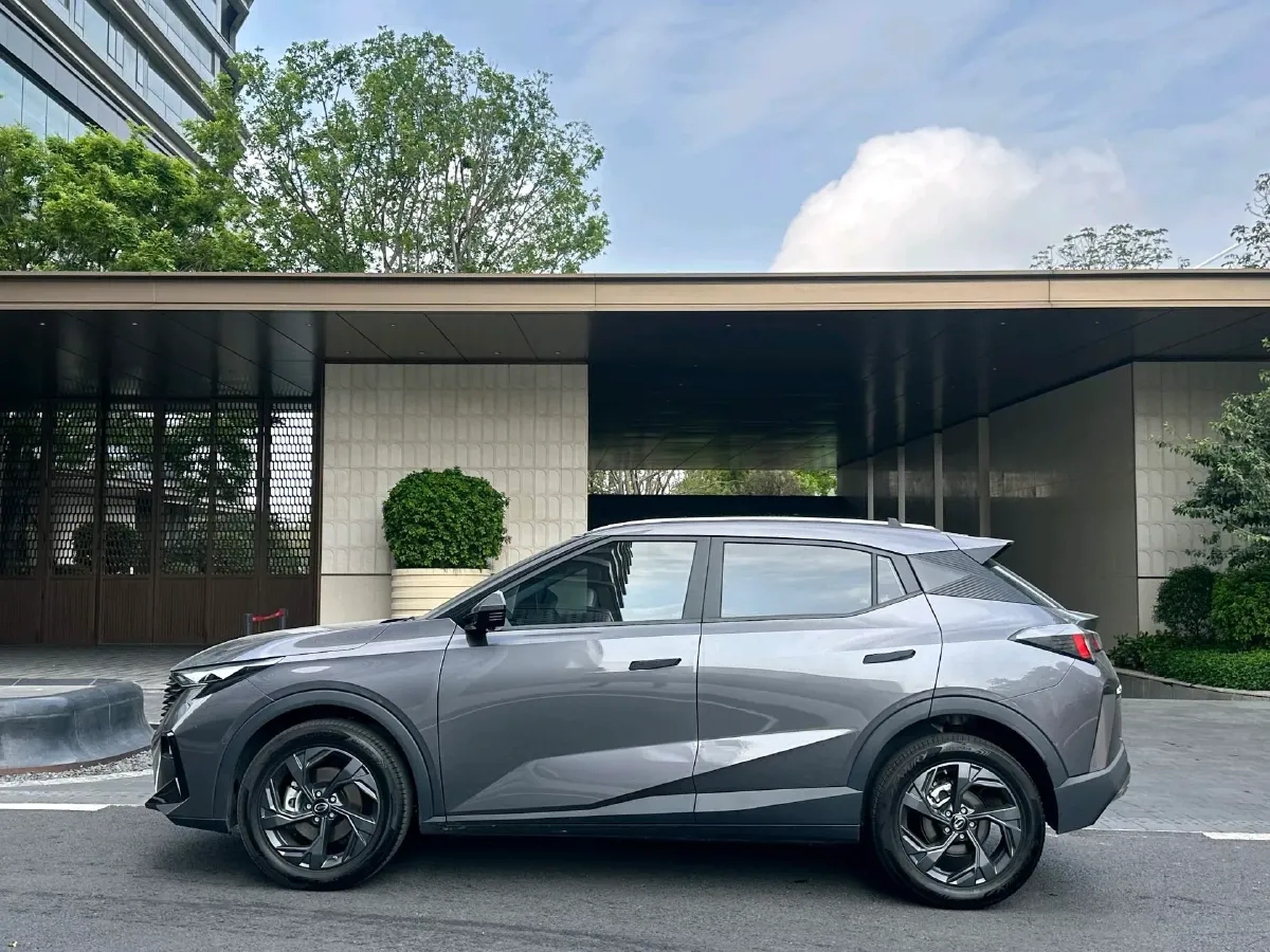 2025 GAC Trumpchi GS3 1.5T 177HP L4 7DCT,autocango,china used car exporter,china ev exporter,chinese used car exporter,chinese used ev exporter