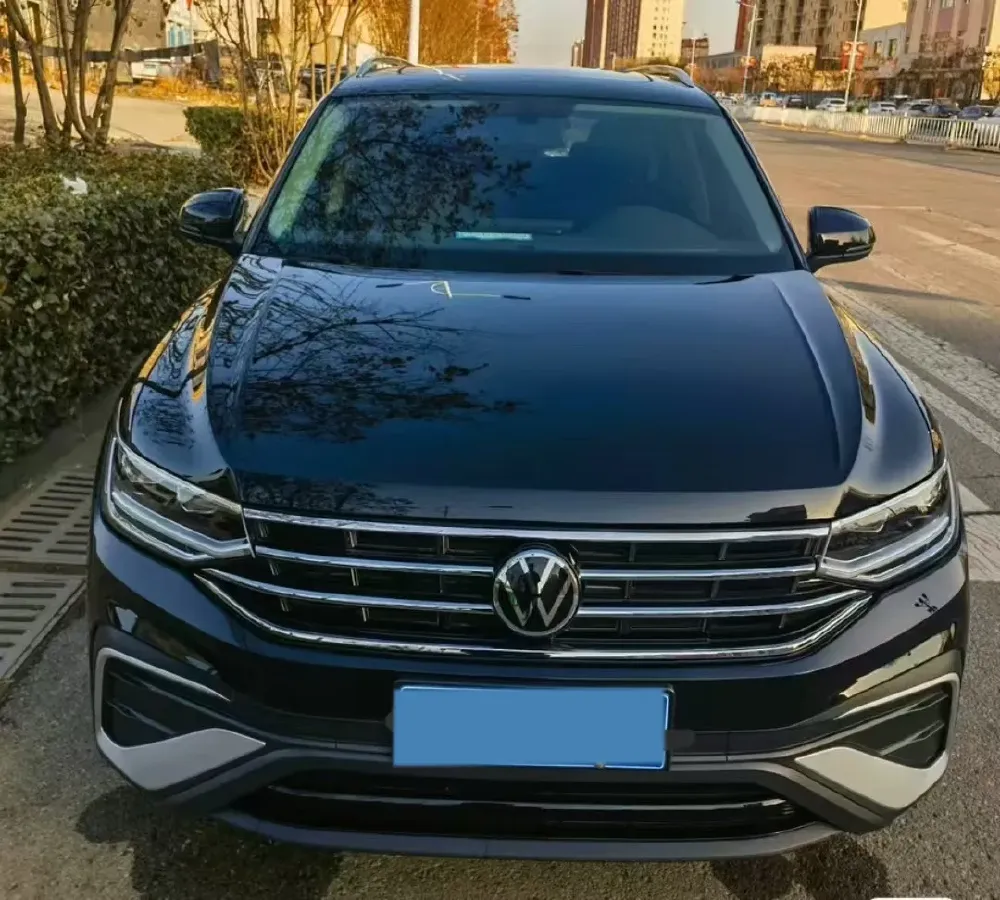 2023 Volkswagen Tiguan L 1.5T 160HP L4 7DCT,autocango,china used car exporter,china ev exporter,chinese used car exporter,chinese used ev exporter