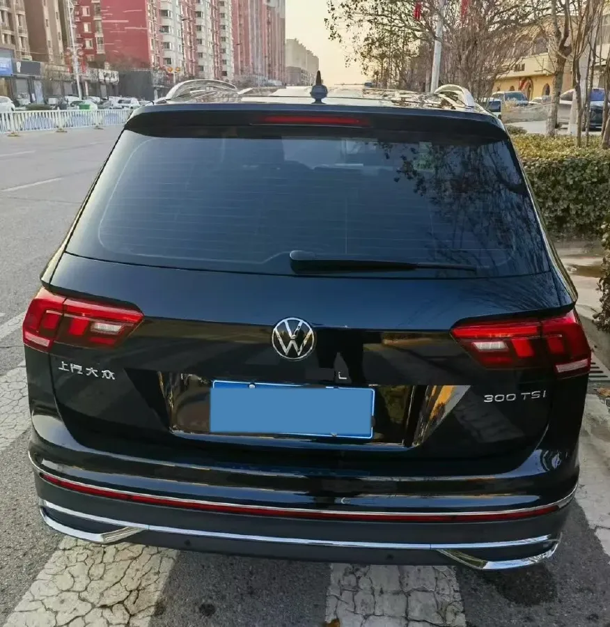 2023 Volkswagen Tiguan L 1.5T 160HP L4 7DCT,autocango,china used car exporter,china ev exporter,chinese used car exporter,chinese used ev exporter