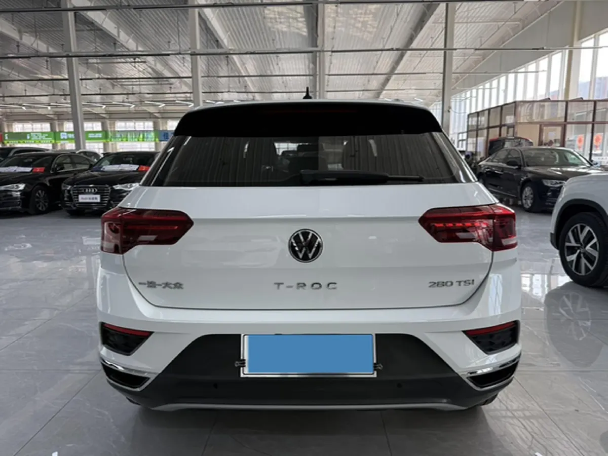 2022 Volkswagen T-Roc 1.4T 150HP L4 7DCT,autocango,china used car exporter,china ev exporter,chinese used car exporter,chinese used ev exporter