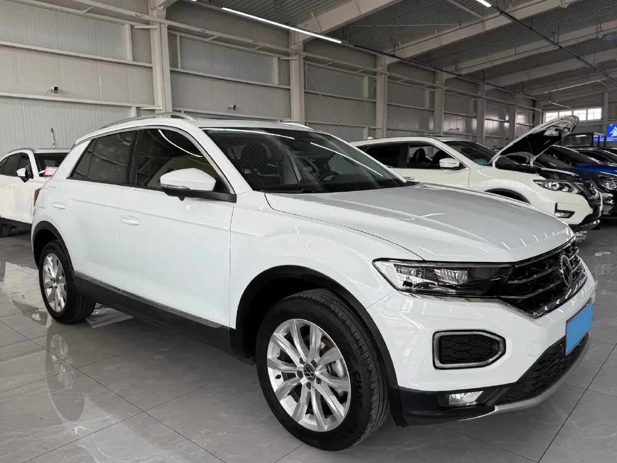 2022 Volkswagen T-Roc 1.4T 150HP L4 7DCT,autocango,china used car exporter,china ev exporter,chinese used car exporter,chinese used ev exporter