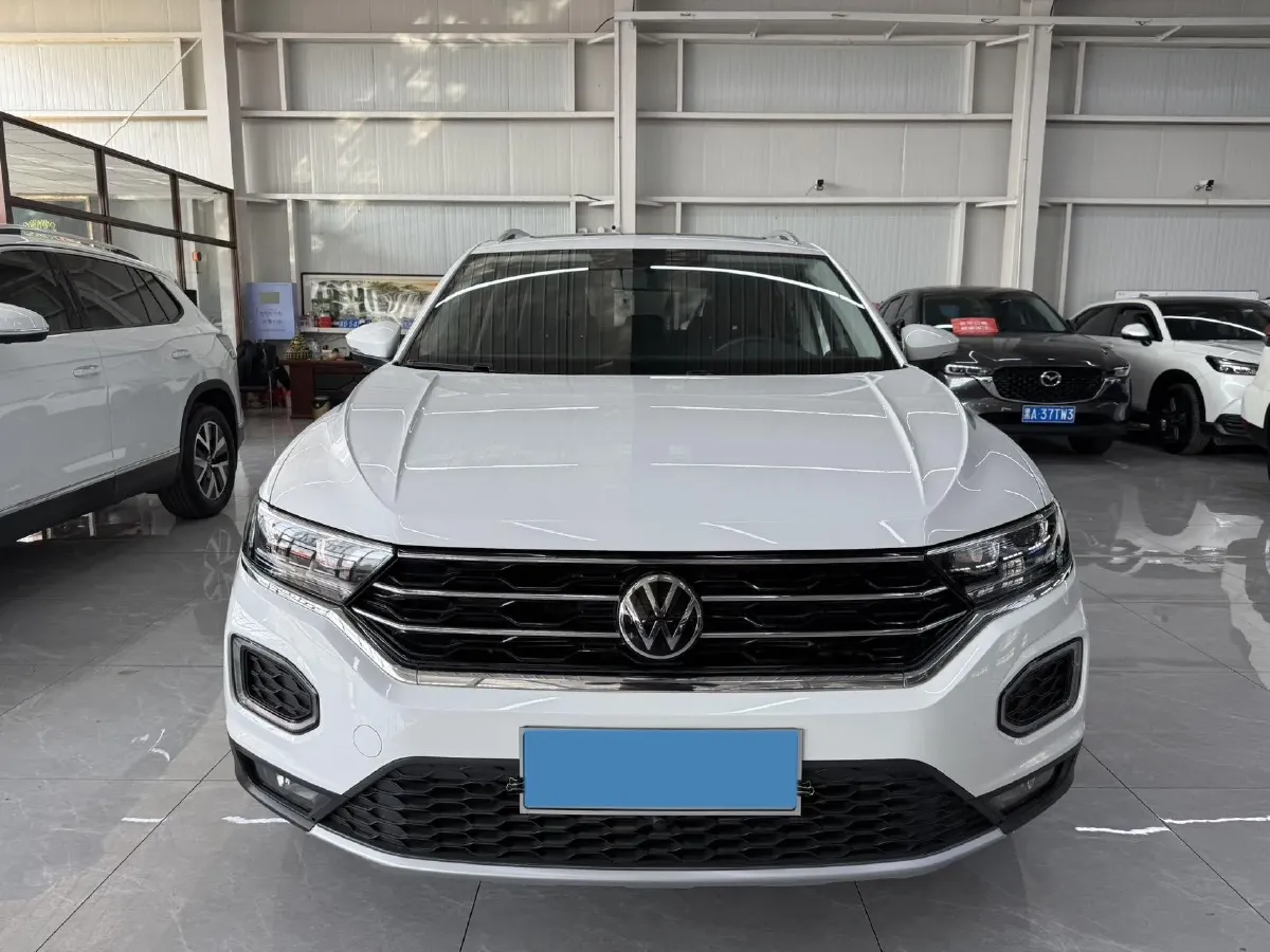 2022 Volkswagen T-Roc 1.4T 150HP L4 7DCT,autocango,china used car exporter,china ev exporter,chinese used car exporter,chinese used ev exporter