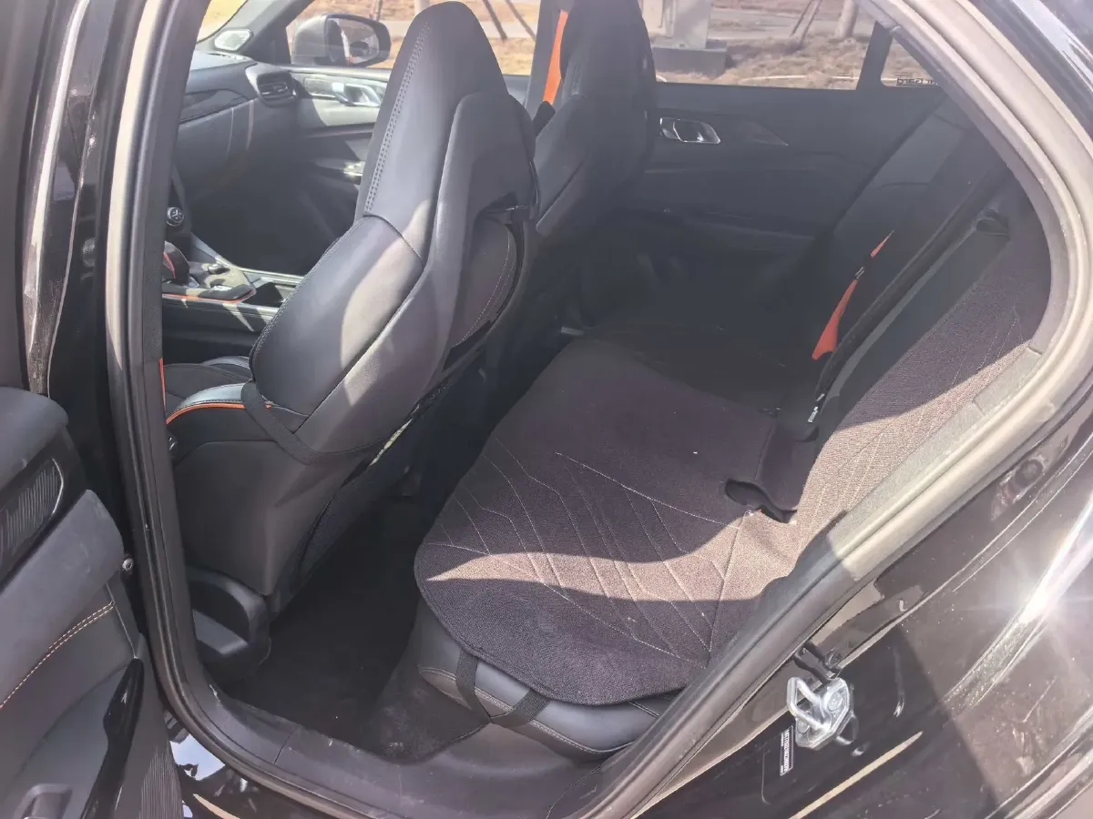 2021 LYNK&CO 02 Hatchback 2.0T 254HP L4 8AT,autocango,china used car exporter,china ev exporter,chinese used car exporter,chinese used ev exporter