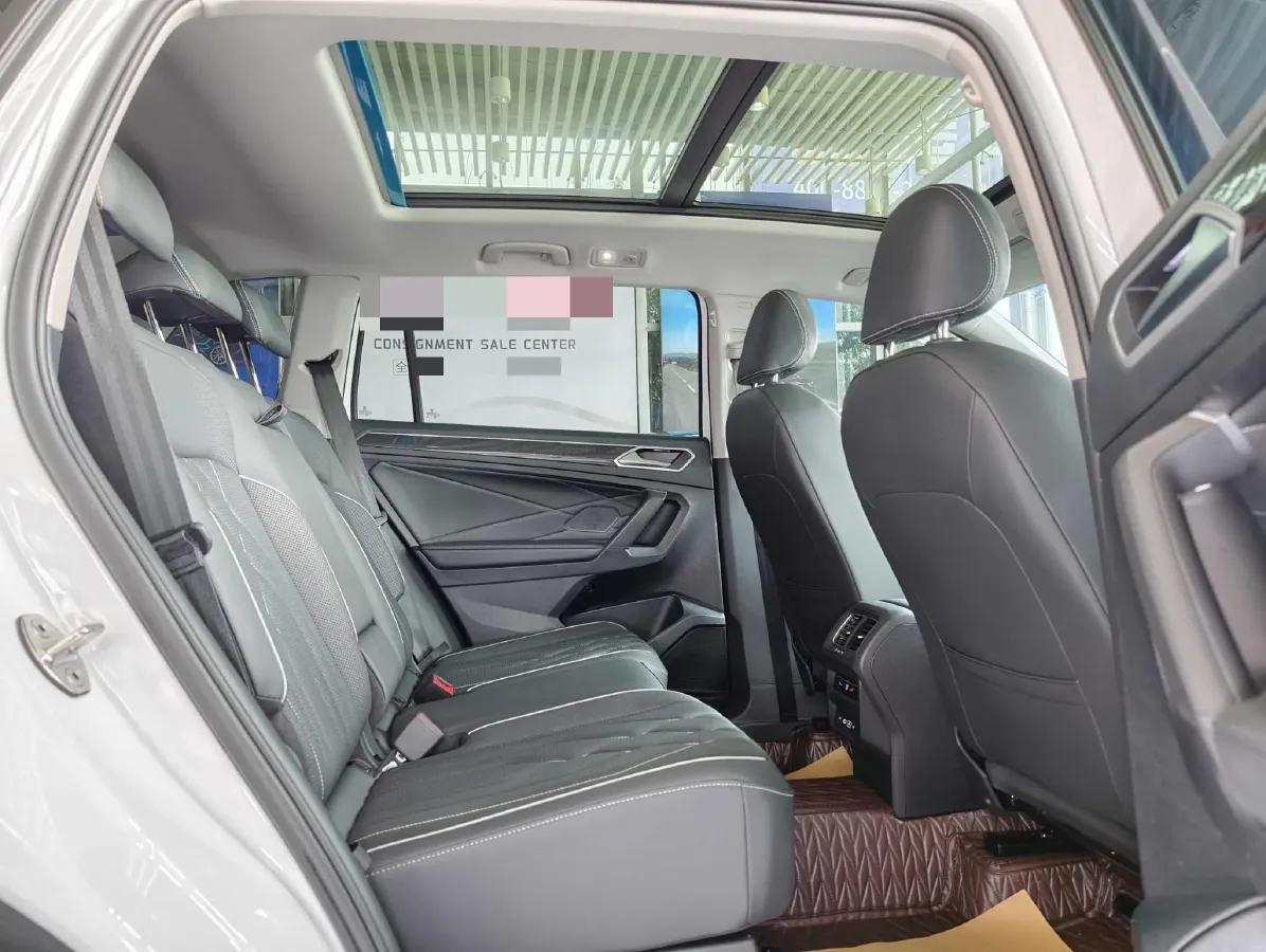 2023 Volkswagen Tiguan L 1.5T 160HP L4 7DCT,autocango,china used car exporter,china ev exporter,chinese used car exporter,chinese used ev exporter