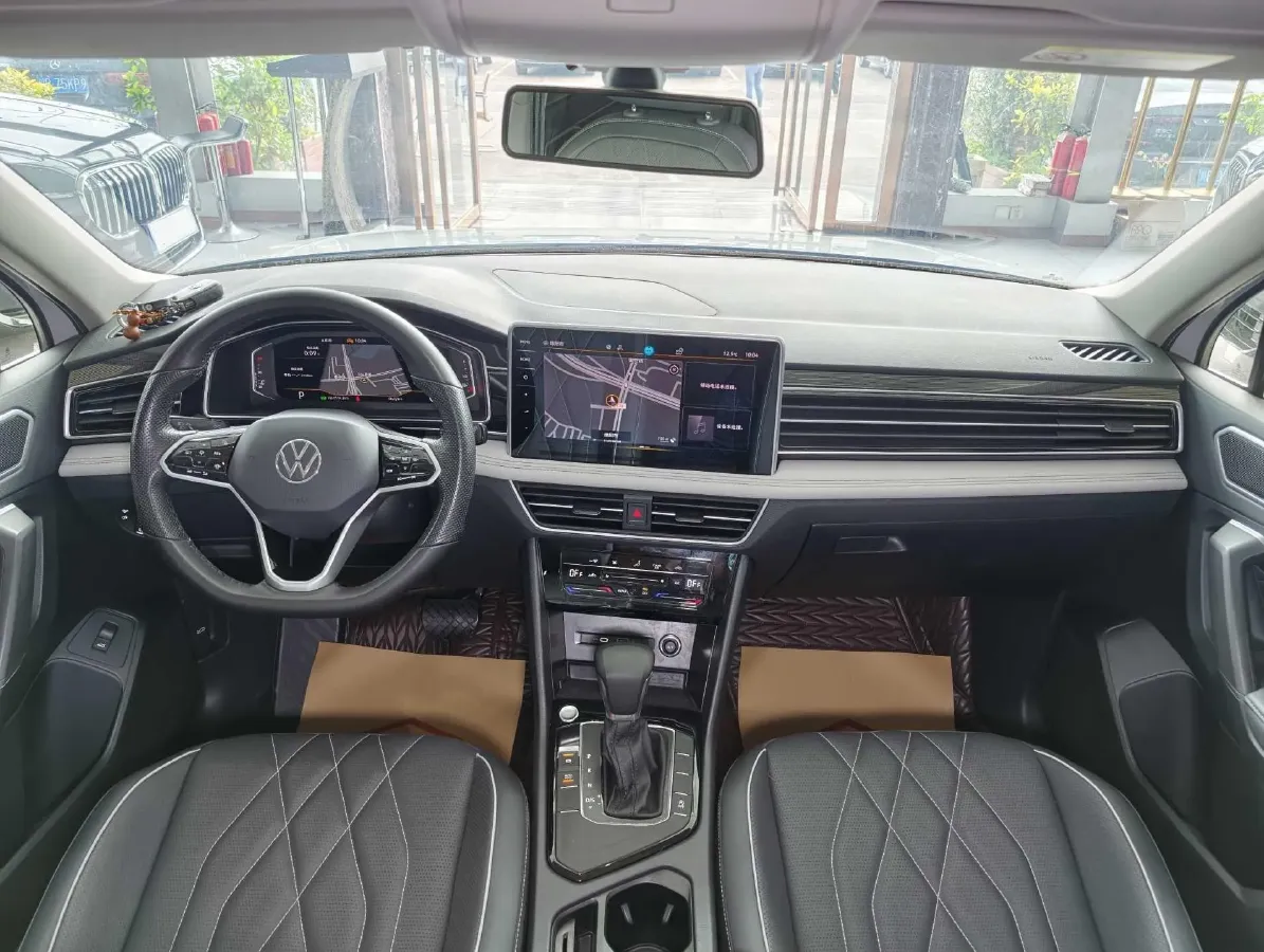 2023 Volkswagen Tiguan L 1.5T 160HP L4 7DCT,autocango,china used car exporter,china ev exporter,chinese used car exporter,chinese used ev exporter