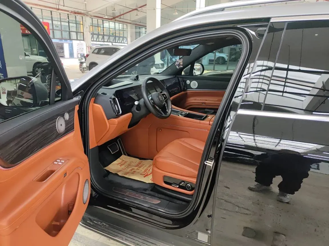 2024 AITO AITO M9 BEV 100KWH,autocango,china used car exporter,china ev exporter,chinese used car exporter,chinese used ev exporter