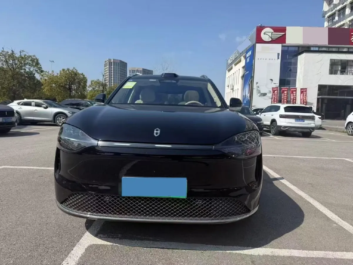 2025 AITO AITO M9 BEV 100KWH,autocango,china used car exporter,china ev exporter,chinese used car exporter,chinese used ev exporter