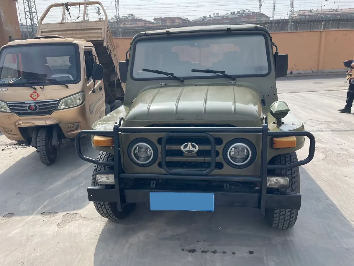 2016 BAW 212 2.0L 102HP L4 5MT,autocango,china used car exporter,china ev exporter,chinese used car exporter,chinese used ev exporter