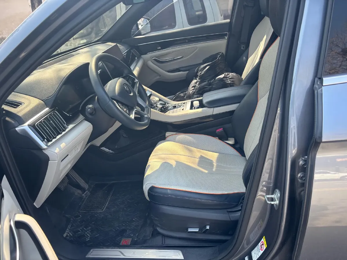 2022 Hyundai Tucson 2.0L 150HP L4 6AT Hybrid,autocango,china used car exporter,china ev exporter,chinese used car exporter,chinese used ev exporter