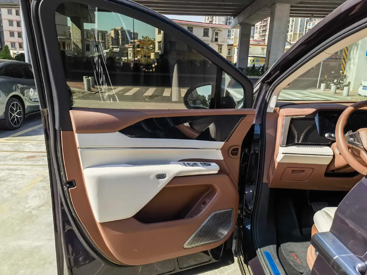 2025 BYD Xia 1.5T 156HP L4 E-CVT PHEV 36.6KWH,autocango,china used car exporter,china ev exporter,chinese used car exporter,chinese used ev exporter