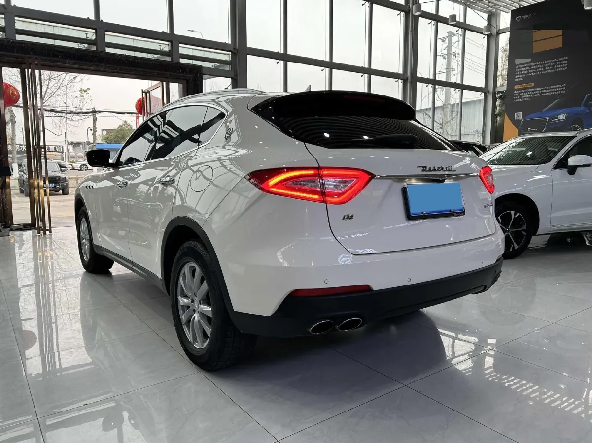 2018 Maserati Levante 3.0T 350HP V6 8AT,autocango,china used car exporter,china ev exporter,chinese used car exporter,chinese used ev exporter