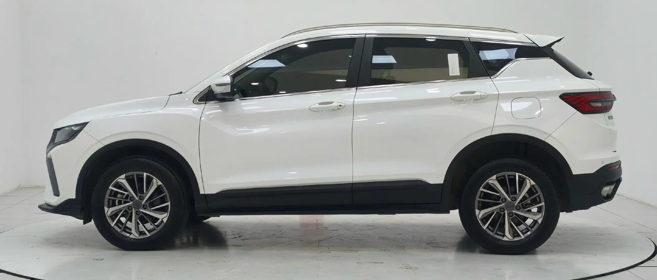 2021 Geely Coolray 1.4T 141HP L4 6DCT,autocango,china used car exporter,china ev exporter,chinese used car exporter,chinese used ev exporter