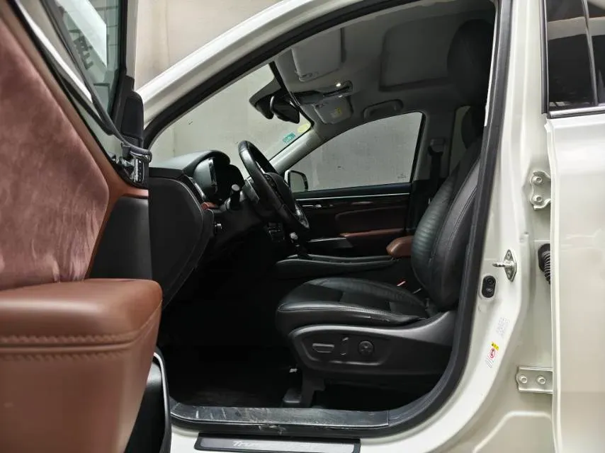 2017 GAC Trumpchi GS8 2.0T 201HP L4 6AT,autocango,china used car exporter,china ev exporter,chinese used car exporter,chinese used ev exporter