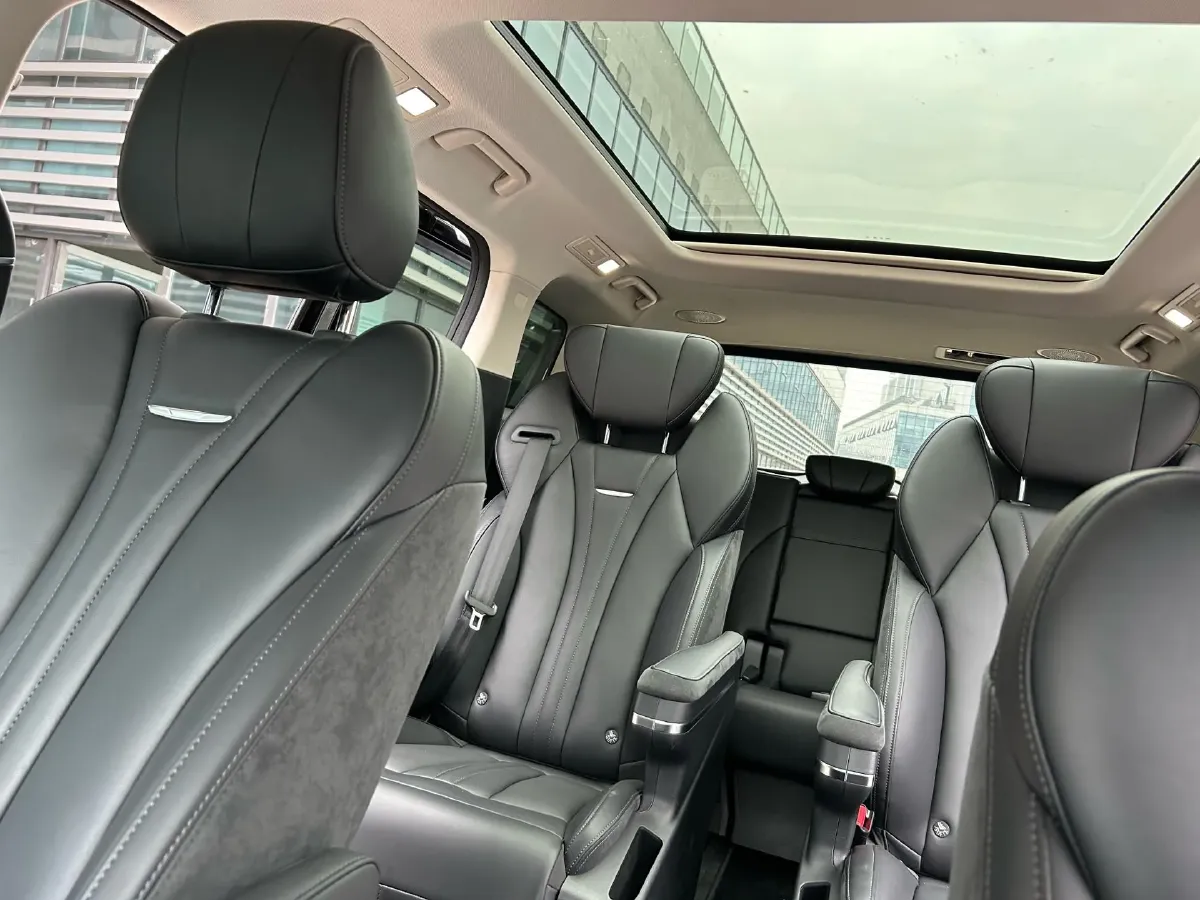 2024 HongQi HQ9 2.0T 163HP L4 1DHT PHEV 20.14KWH,autocango,china used car exporter,china ev exporter,chinese used car exporter,chinese used ev exporter