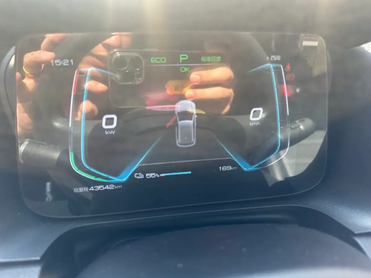 2021 BYD Dolphin BEV 30.7KWH,autocango,china used car exporter,china ev exporter,chinese used car exporter,chinese used ev exporter