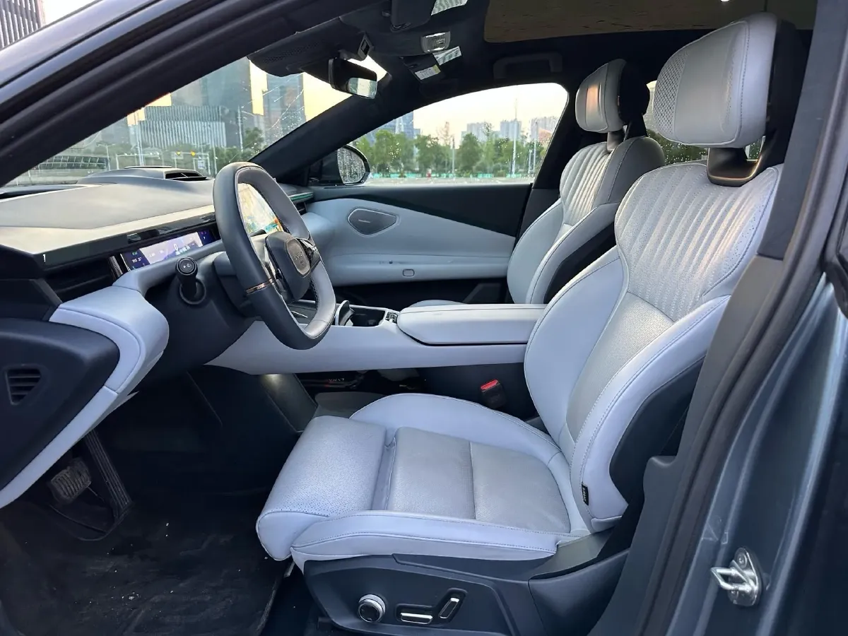 2024 Luxeed S7 BEV 100KWH,autocango,china used car exporter,china ev exporter,chinese used car exporter,chinese used ev exporter