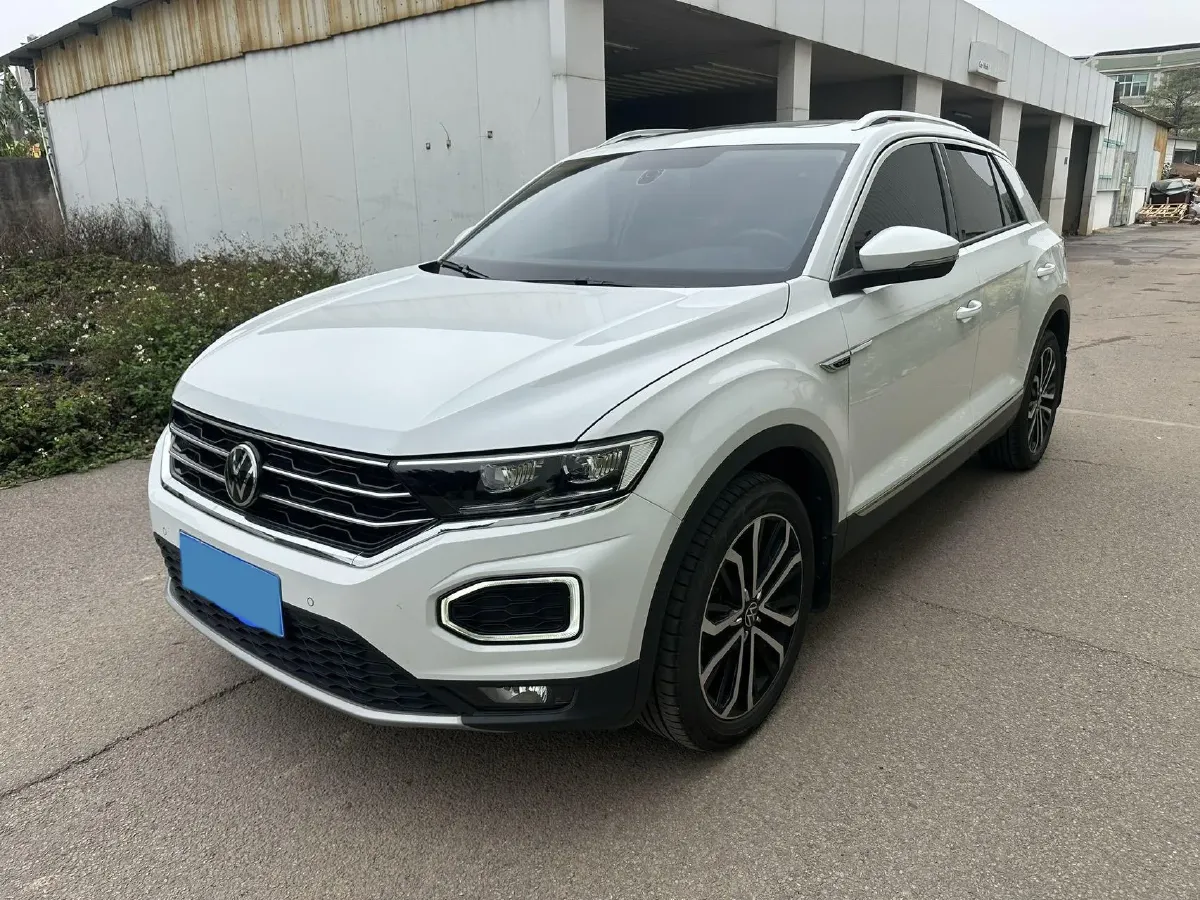 2022 Volkswagen T-Roc 1.4T 150HP L4 7DCT,autocango,china used car exporter,china ev exporter,chinese used car exporter,chinese used ev exporter