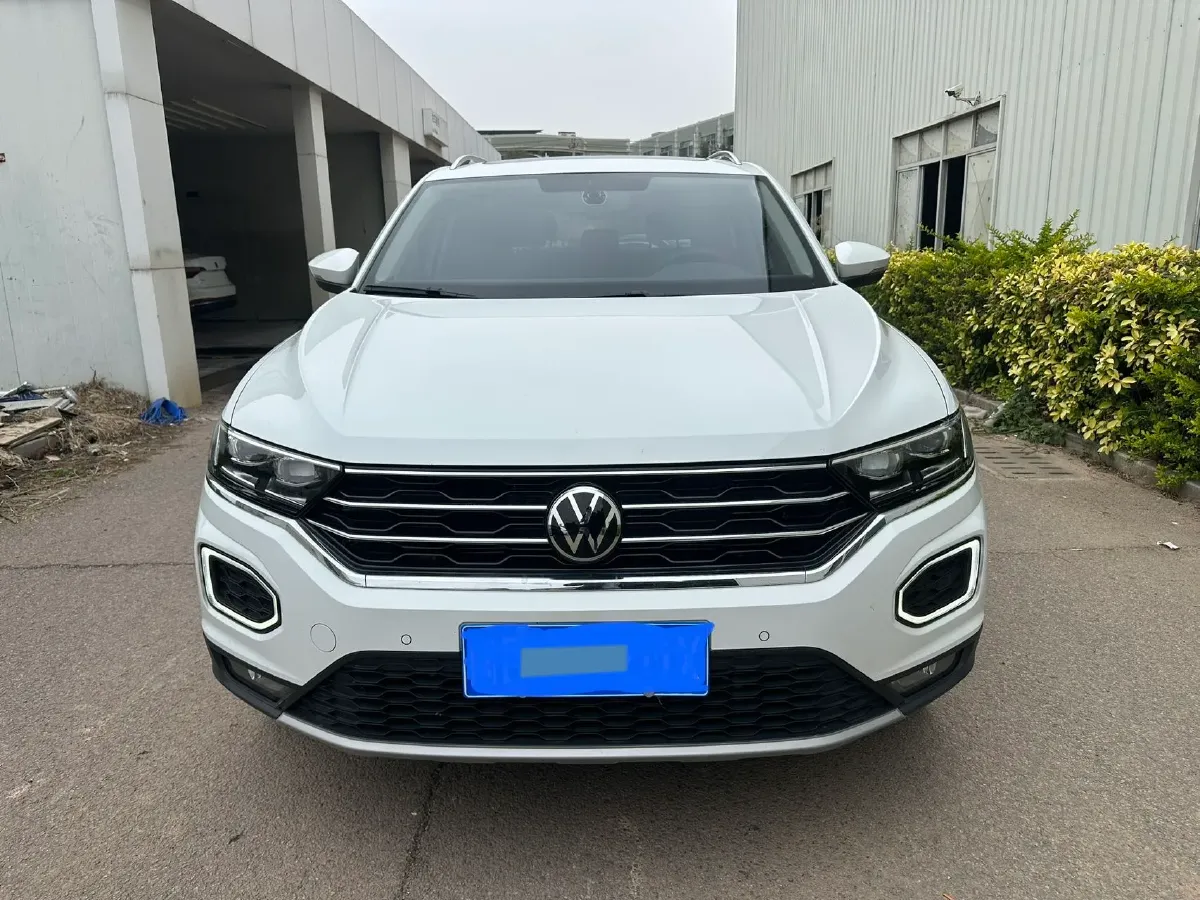 2022 Volkswagen T-Roc 1.4T 150HP L4 7DCT,autocango,china used car exporter,china ev exporter,chinese used car exporter,chinese used ev exporter