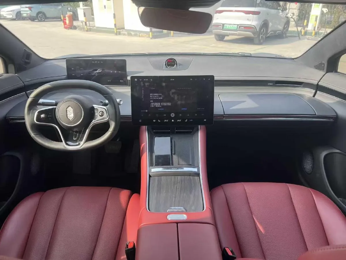 2024 Luxeed S7 BEV 100KWH,autocango,china used car exporter,china ev exporter,chinese used car exporter,chinese used ev exporter