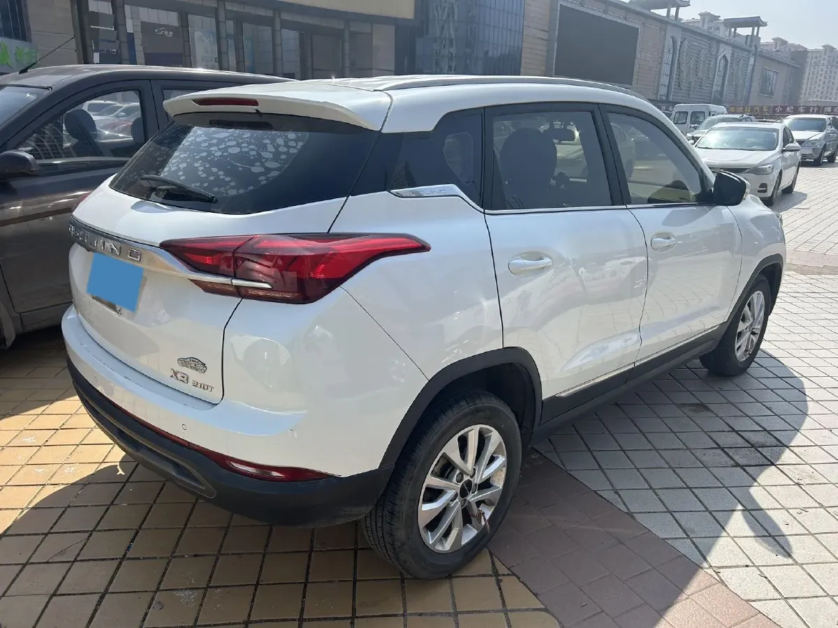 2019 BeiJing Auto X3 1.5T 150HP L4 6MT,autocango,china used car exporter,china ev exporter,chinese used car exporter,chinese used ev exporter