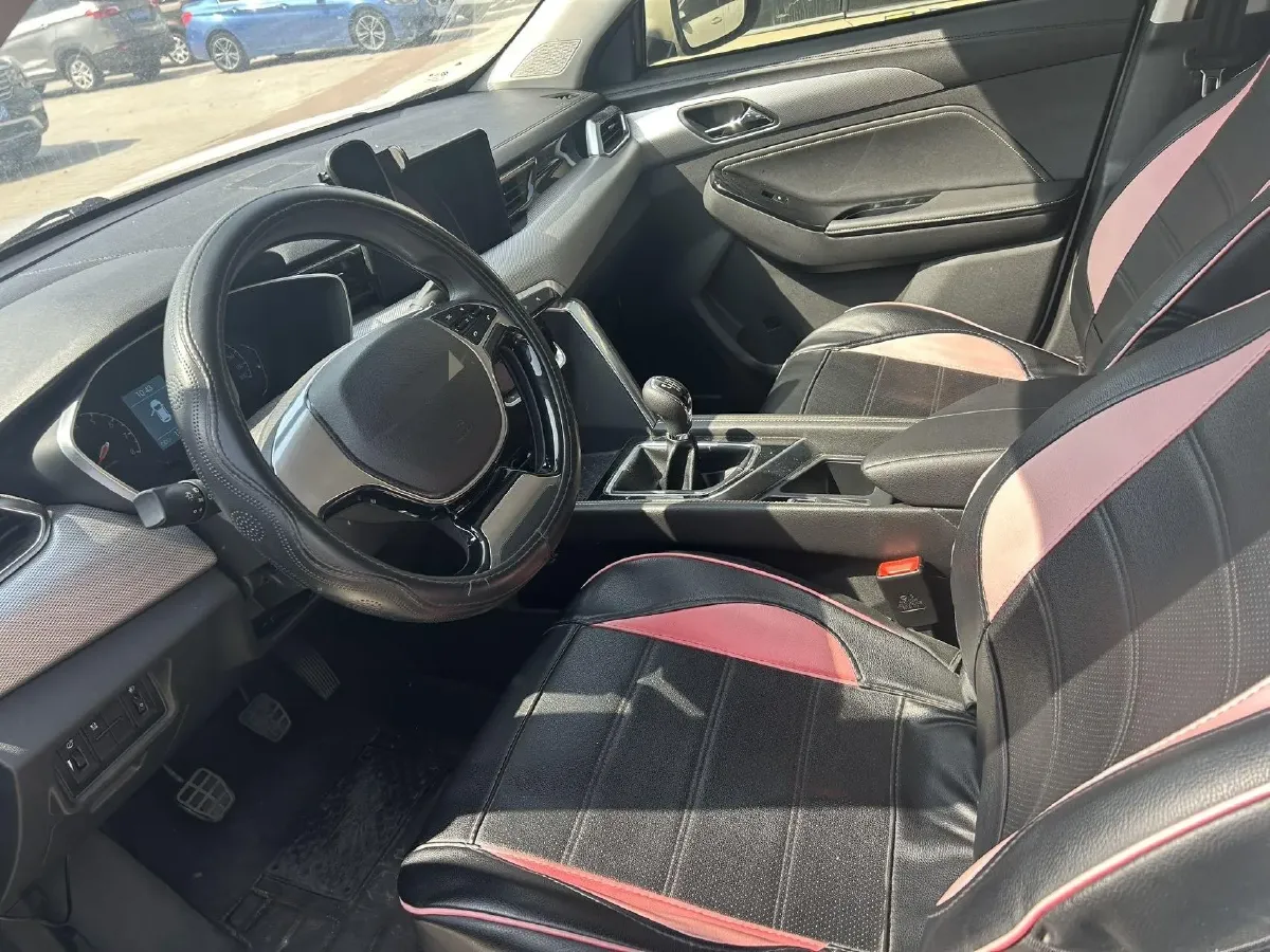 2019 BeiJing Auto X3 1.5T 150HP L4 6MT,autocango,china used car exporter,china ev exporter,chinese used car exporter,chinese used ev exporter