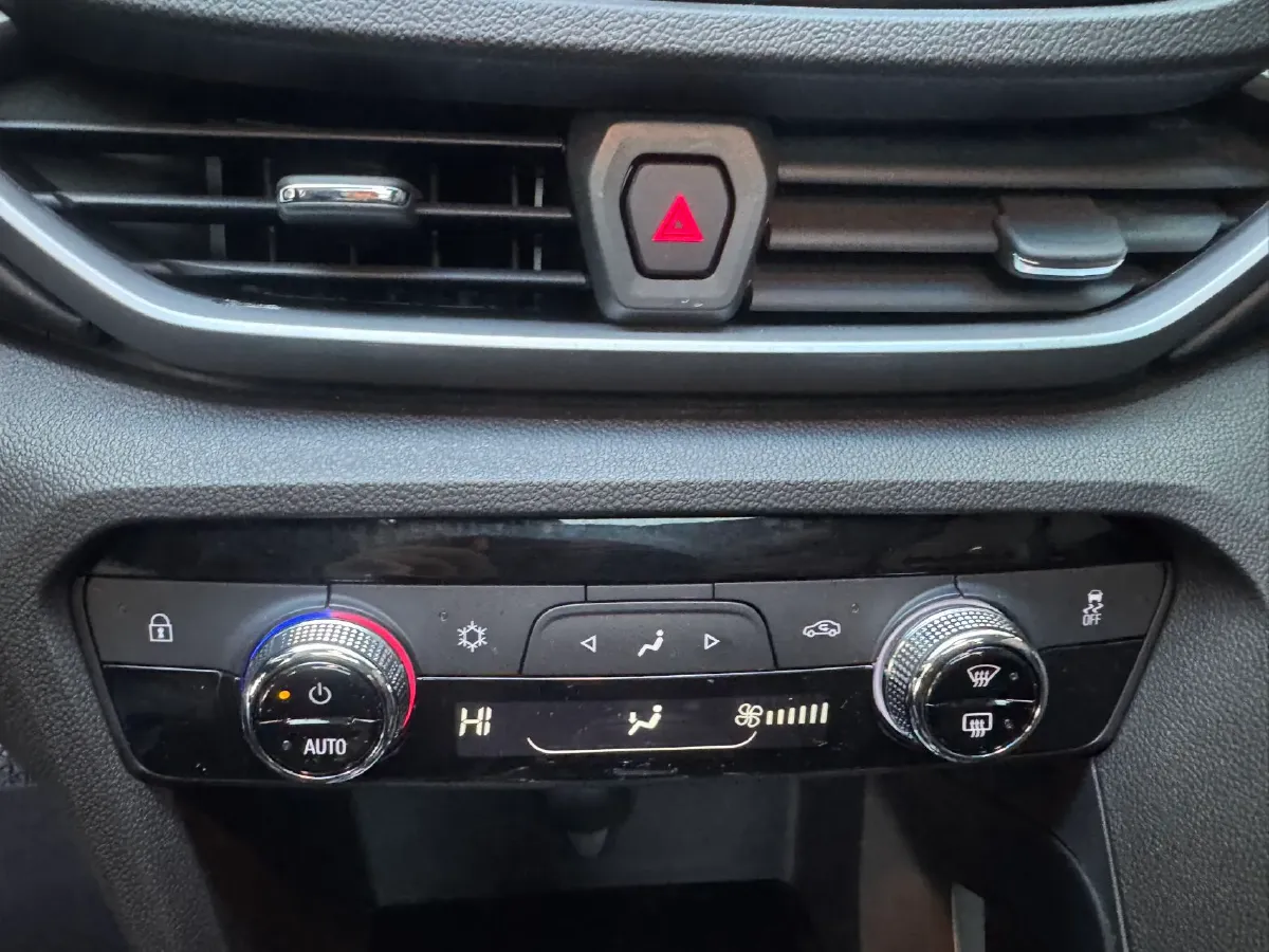 2020 Chevrolet Orlando 1.3T 163HP L3 6AT,autocango,china used car exporter,china ev exporter,chinese used car exporter,chinese used ev exporter