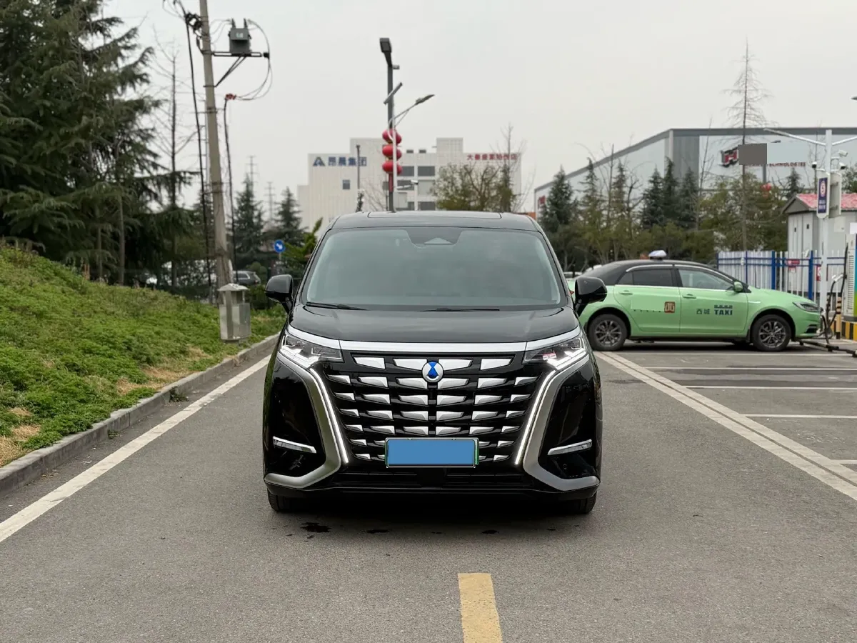 2024 Denza D9 1.5T 139HP L4 E-CVT PHEV 40KWH,autocango,china used car exporter,china ev exporter,chinese used car exporter,chinese used ev exporter