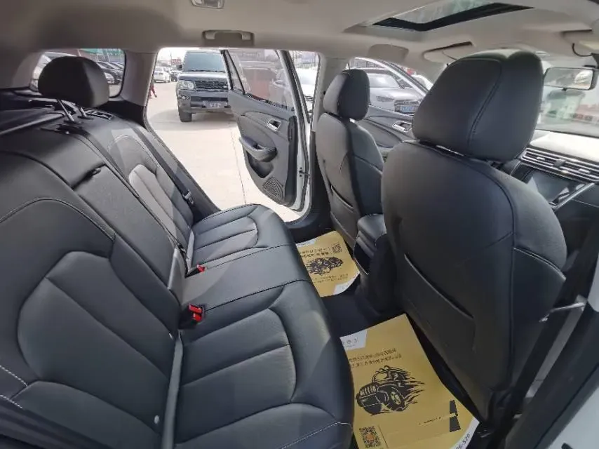 2018 Roewe Ei5 BEV 35KWH,autocango,china used car exporter,china ev exporter,chinese used car exporter,chinese used ev exporter