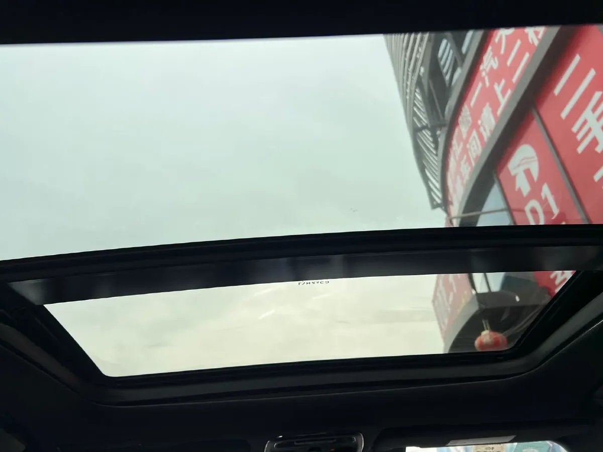 2018 Toyota C-HR 2.0L 171HP L4 CVT,autocango,china used car exporter,china ev exporter,chinese used car exporter,chinese used ev exporter