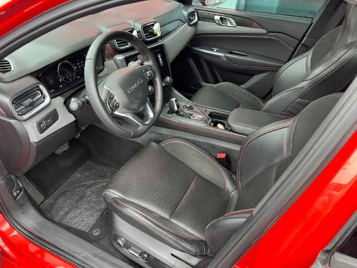 2018 Toyota C-HR 2.0L 171HP L4 CVT,autocango,china used car exporter,china ev exporter,chinese used car exporter,chinese used ev exporter