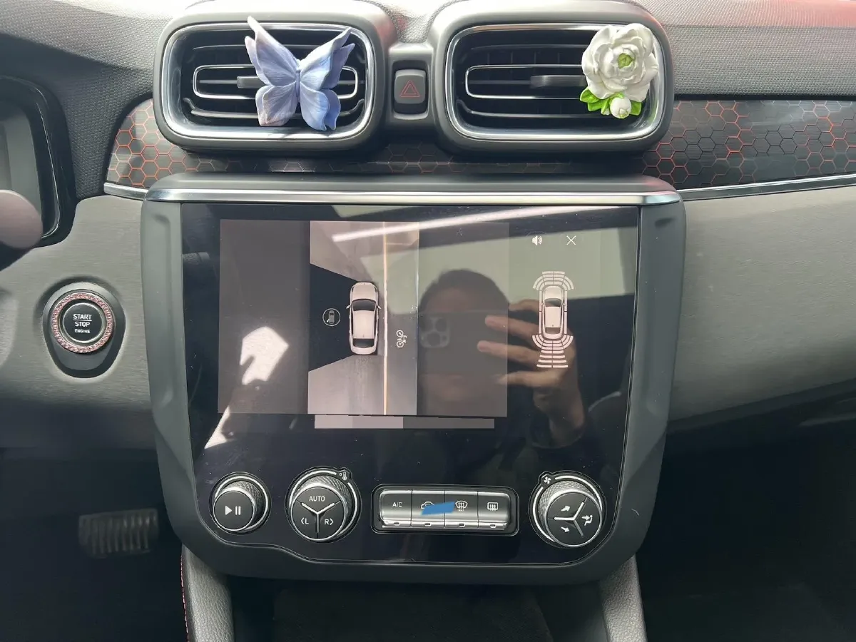 2018 Toyota C-HR 2.0L 171HP L4 CVT,autocango,china used car exporter,china ev exporter,chinese used car exporter,chinese used ev exporter