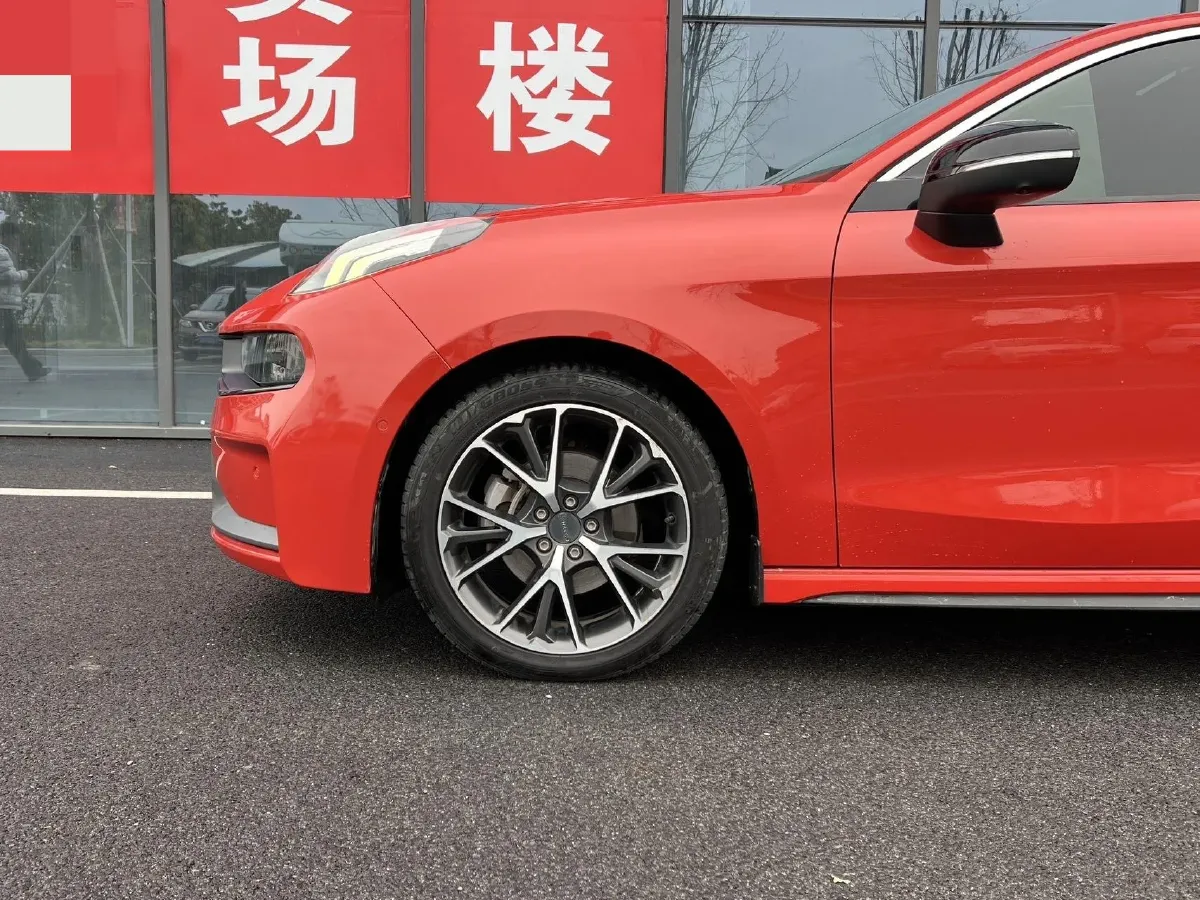 2018 Toyota C-HR 2.0L 171HP L4 CVT,autocango,china used car exporter,china ev exporter,chinese used car exporter,chinese used ev exporter