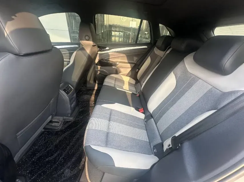 2021 Volkswagen ID.4 Crozz BEV 84.8KWH,autocango,china used car exporter,china ev exporter,chinese used car exporter,chinese used ev exporter