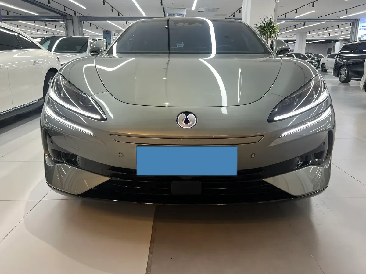 2024 Denza DenzaZ9GT 2.0T 207HP L4 E-CVT PHEV 38.5KWH,autocango,china used car exporter,china ev exporter,chinese used car exporter,chinese used ev exporter