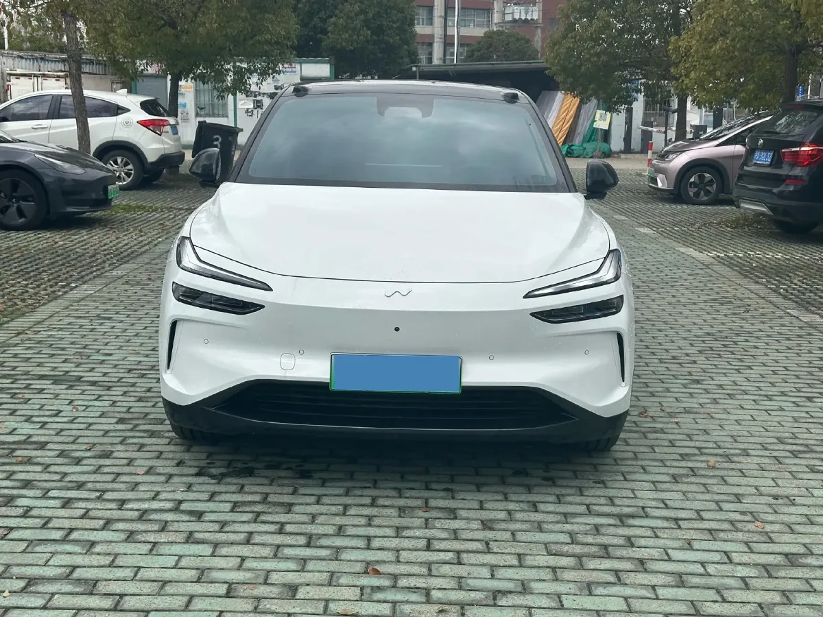 2024 IM L6 BEV 75KWH,autocango,china used car exporter,china ev exporter,chinese used car exporter,chinese used ev exporter