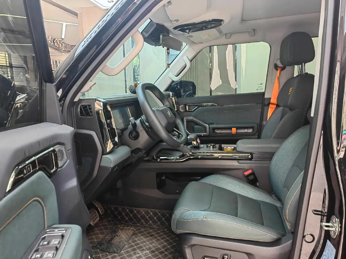 2023 Jetour Traveller 2.0T 254HP L4 7DCT,autocango,china used car exporter,china ev exporter,chinese used car exporter,chinese used ev exporter