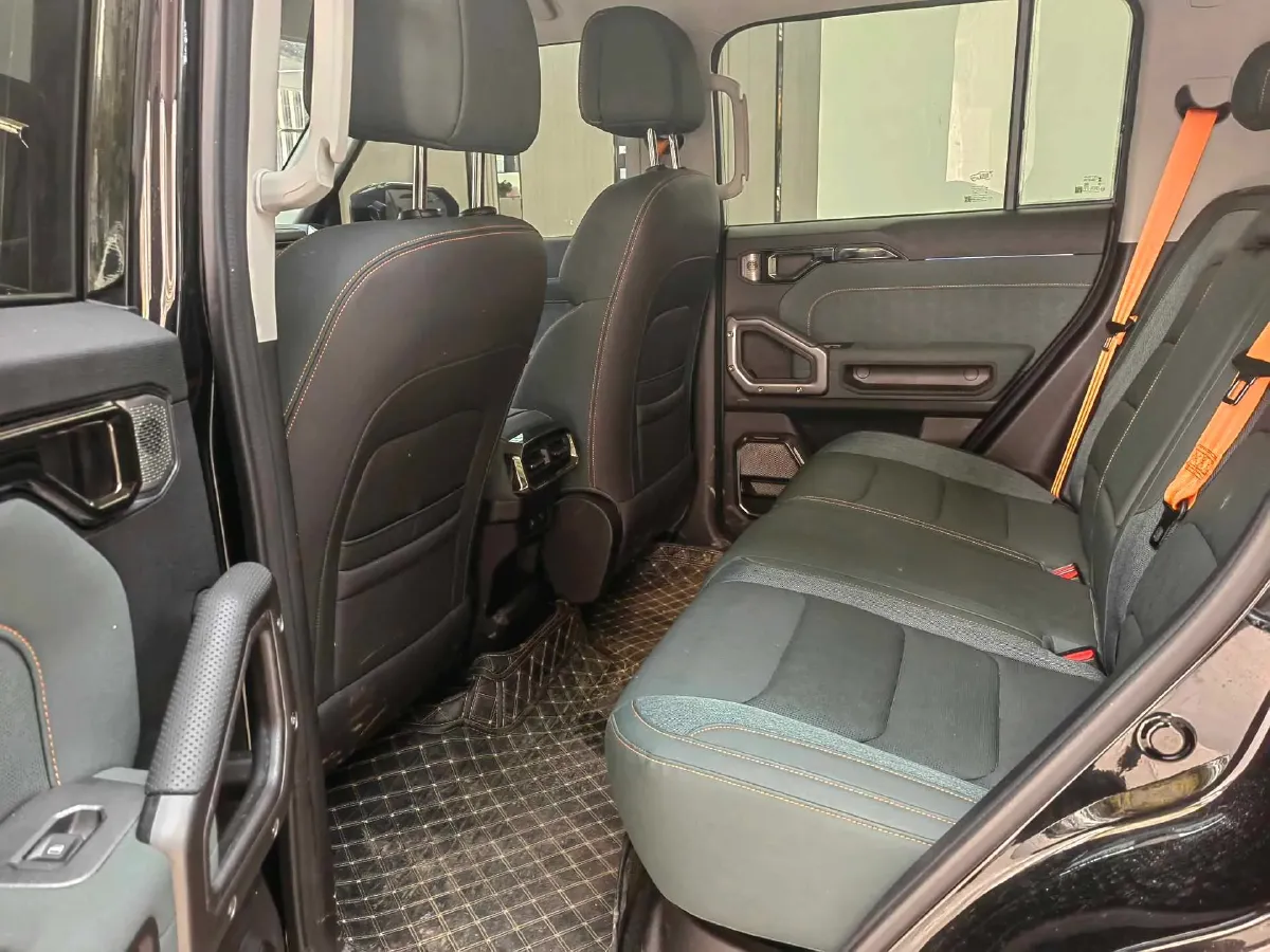 2023 Jetour Traveller 2.0T 254HP L4 7DCT,autocango,china used car exporter,china ev exporter,chinese used car exporter,chinese used ev exporter