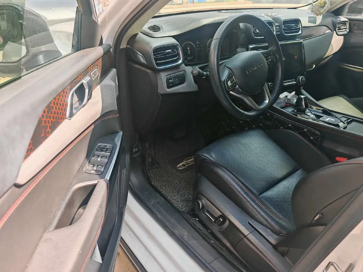 2020 LYNK&CO 02 1.5T 180HP L3 7DCT,autocango,china used car exporter,china ev exporter,chinese used car exporter,chinese used ev exporter