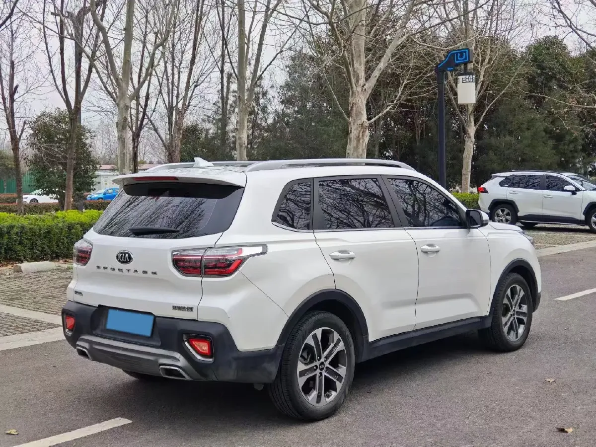2018 Kia Sportage R 2.0L 160HP L4 6AT,autocango,china used car exporter,china ev exporter,chinese used car exporter,chinese used ev exporter