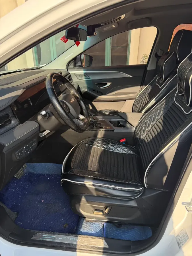 2024 Jetour X90 Plus 1.6T 197HP L4 7DCT,autocango,china used car exporter,china ev exporter,chinese used car exporter,chinese used ev exporter