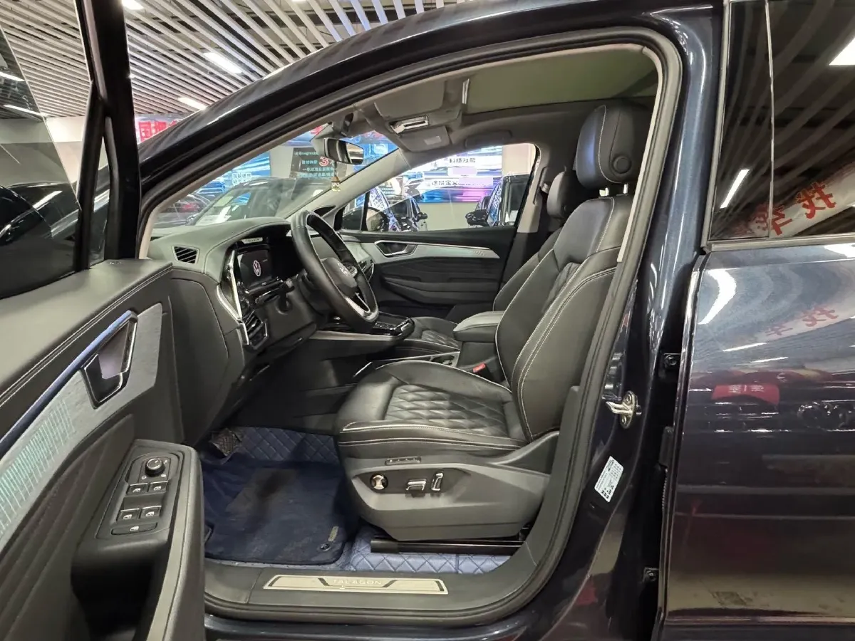 2022 Volkswagen Talagon 2.0T 220HP L4 7DCT,autocango,china used car exporter,china ev exporter,chinese used car exporter,chinese used ev exporter