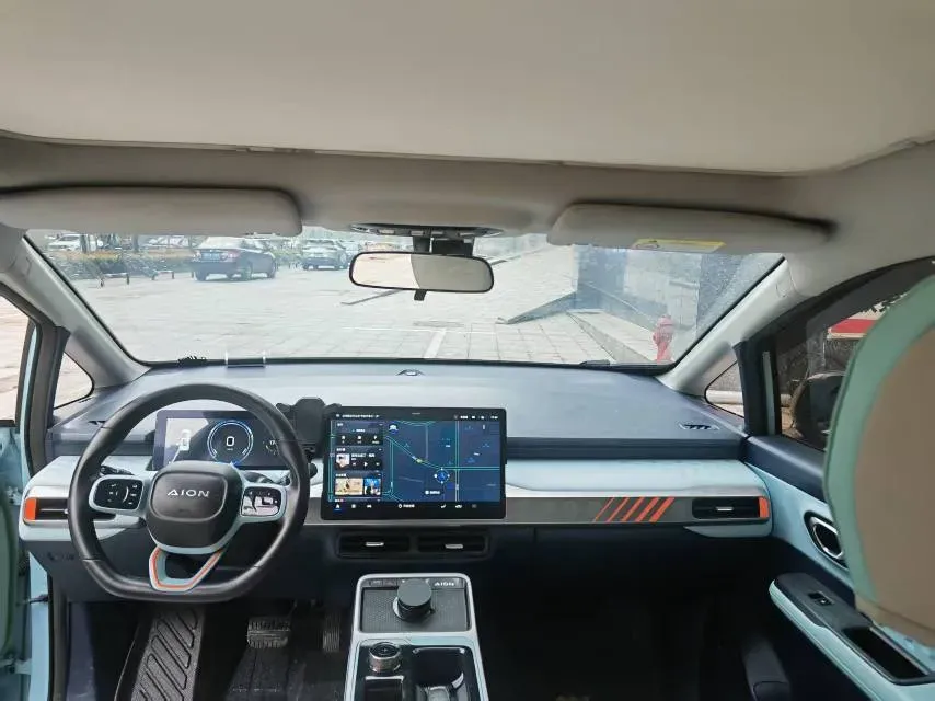 2022 Geely Okavango 1.8T 184HP L4 7DCT,autocango,china used car exporter,china ev exporter,chinese used car exporter,chinese used ev exporter