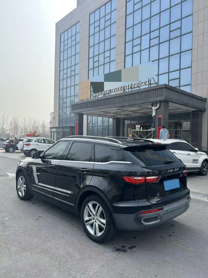 2017 Zotye T700 1.8T 177HP L4 6DCT,autocango,china used car exporter,china ev exporter,chinese used car exporter,chinese used ev exporter